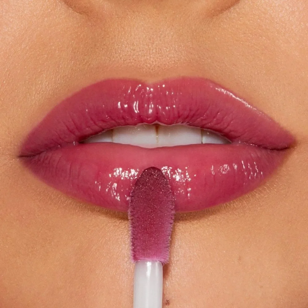 Too Faced Pillow Balm Hydrating Lip Treatment “Berry Jam Kiss”